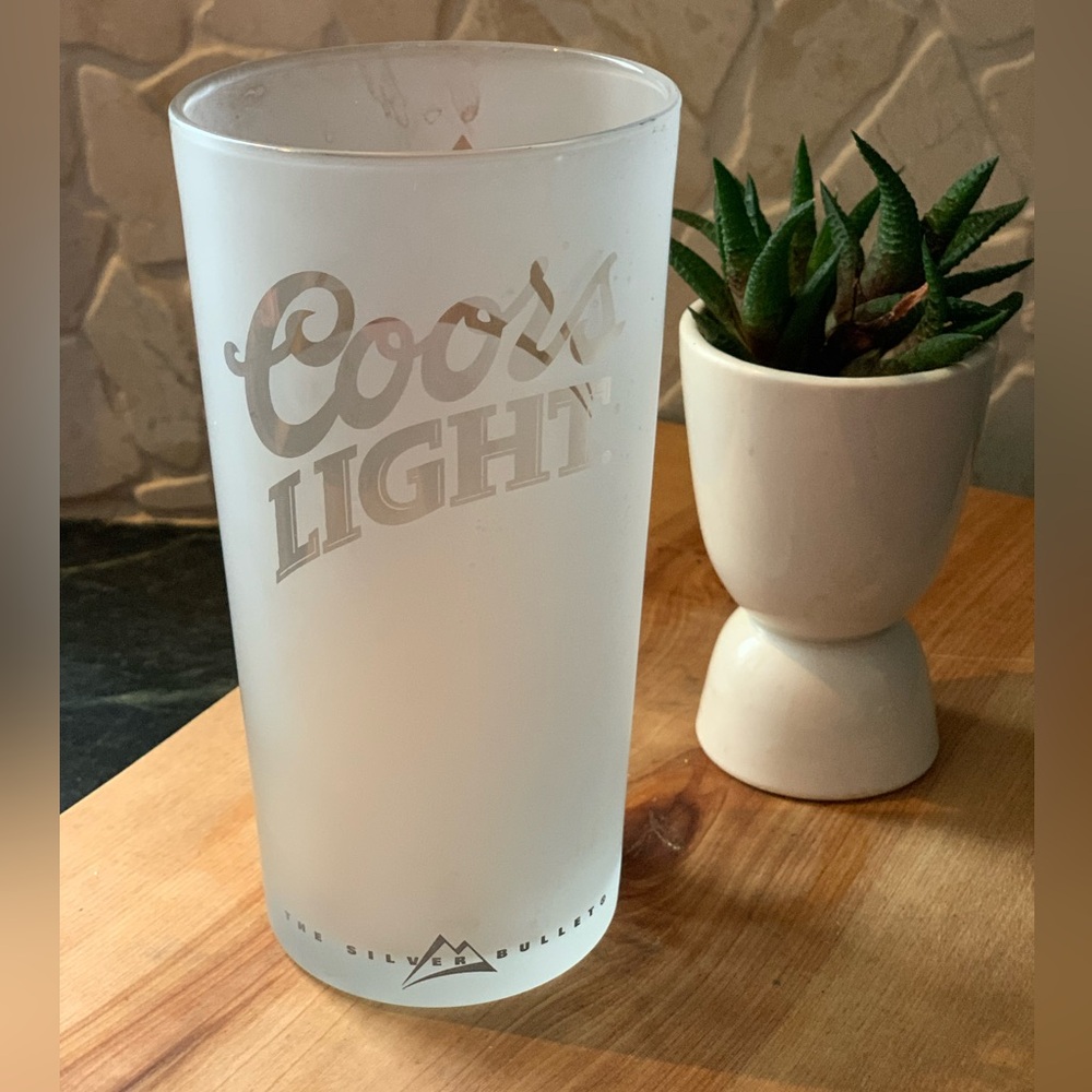 COORS LIGHT | Frosted Pint Glass